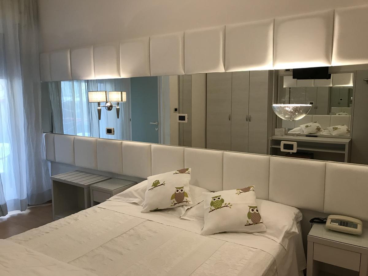 Noidue Hotel Rimini Kültér fotó